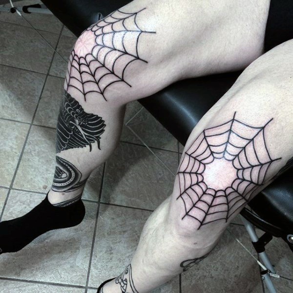 膝盖简约的黑色蛛网纹身图案