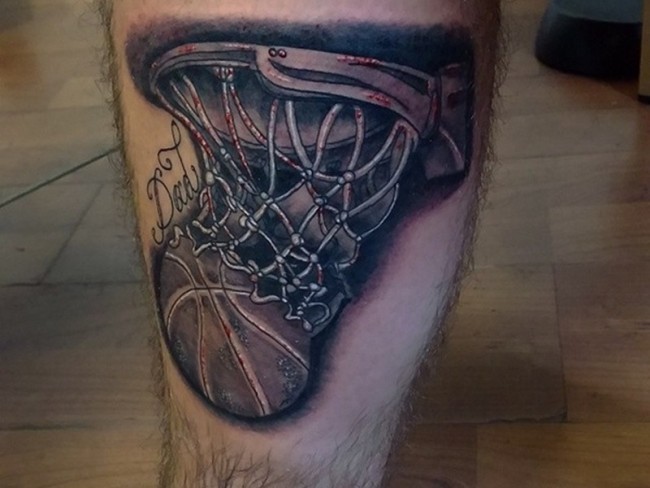 黑灰色球框和篮球纹身图案