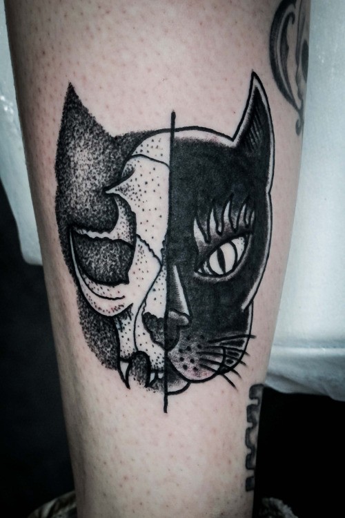 让人印象深刻的猫脸半骷髅纹身图案