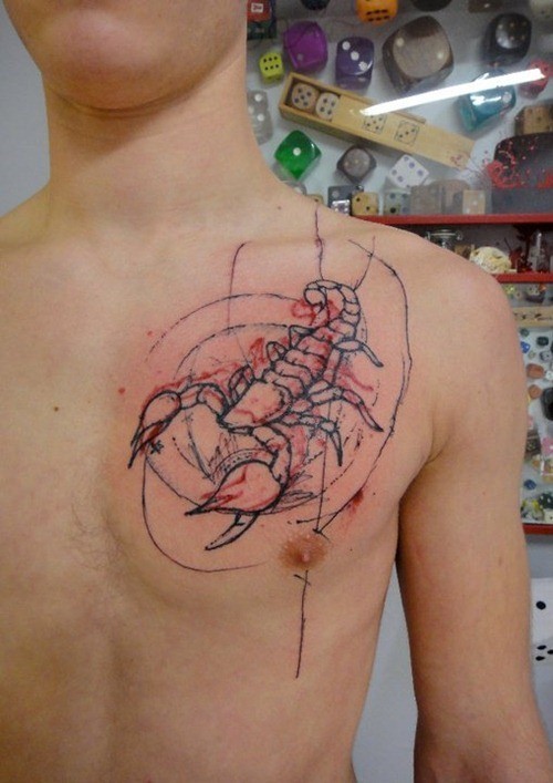 胸部简约的个性蝎子线条纹身图案