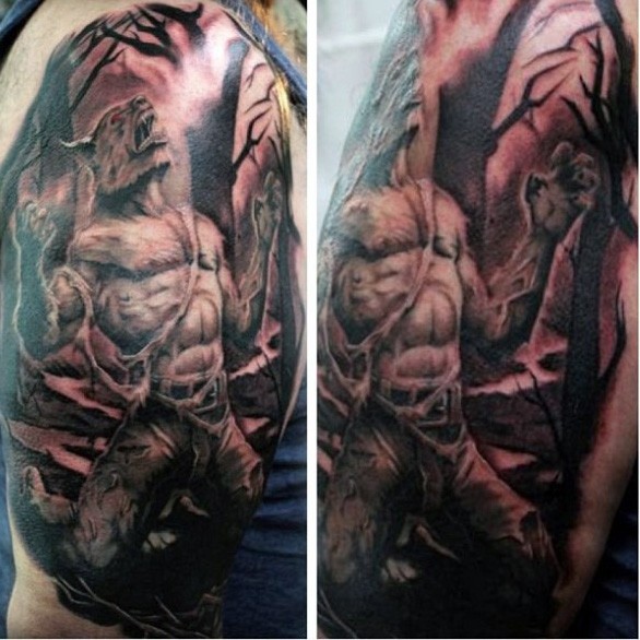 黑灰漂亮的狼人变身大臂纹身图案