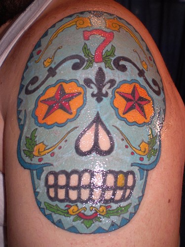大臂蓝色的墨西哥骷髅纹身图案