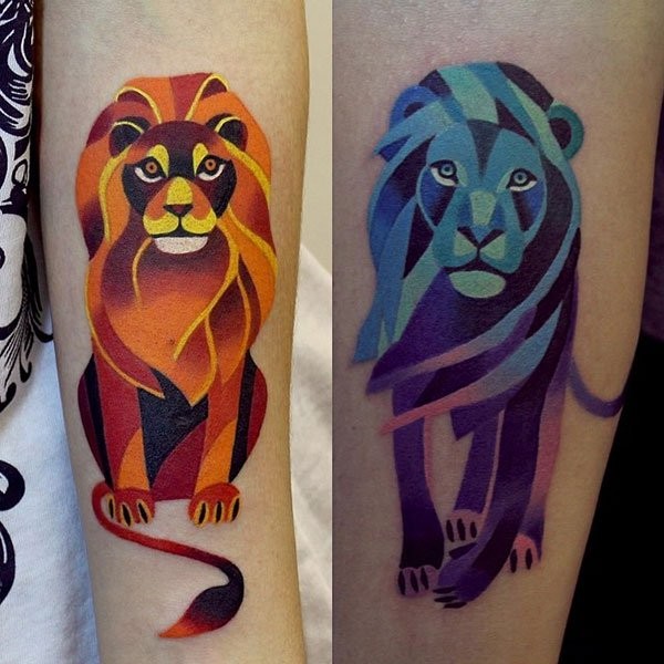 手臂卡通五彩狮子纹身图案