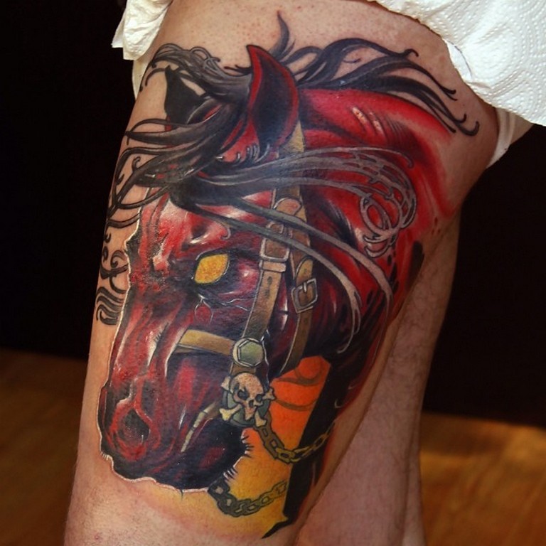 大腿彩色可怕的僵尸马纹身图案