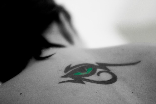 绿色的荷鲁斯之眼纹身图案