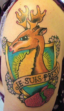 小鹿和草莓字母彩色纹身图案