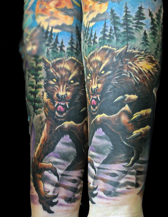 手臂彩绘邪恶狼人森林纹身图案