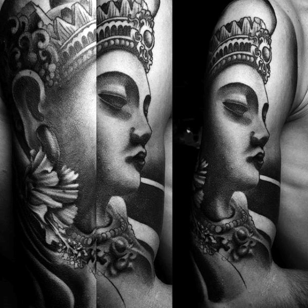 肩部灰色水洗风格的如来佛祖雕像纹身