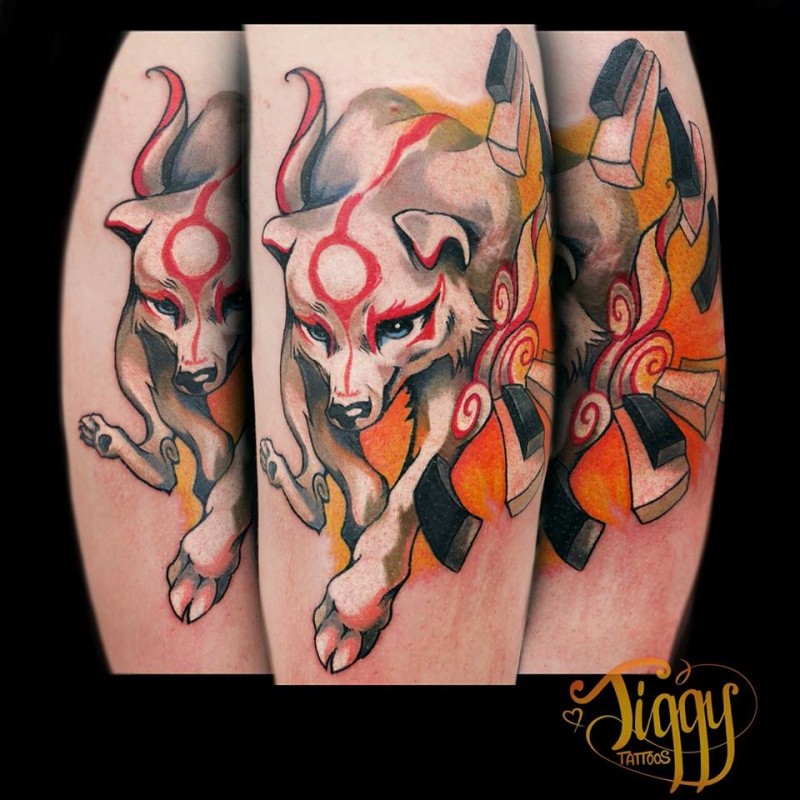 腿部彩色神秘狐狸纹身图案