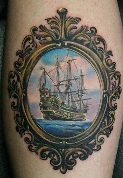 铜镜里的海洋帆船纹身图案