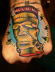 手部彩色机器人装饰纹身图案