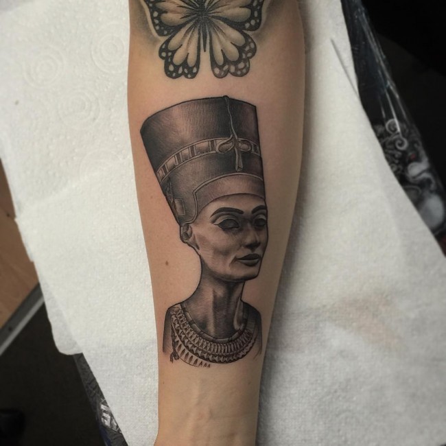 纳芙蒂蒂公主埃及风格纹身图案