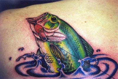 绿色的鱼上钩纹身图案