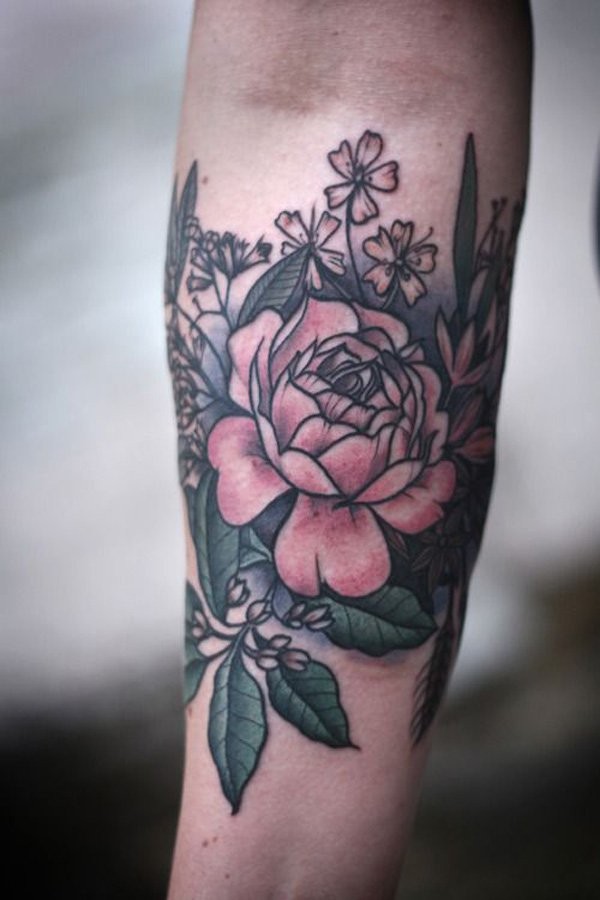 小臂好看的花朵纹身图案