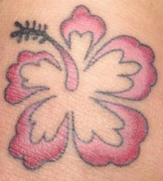 简约的粉色木槿花纹身图案