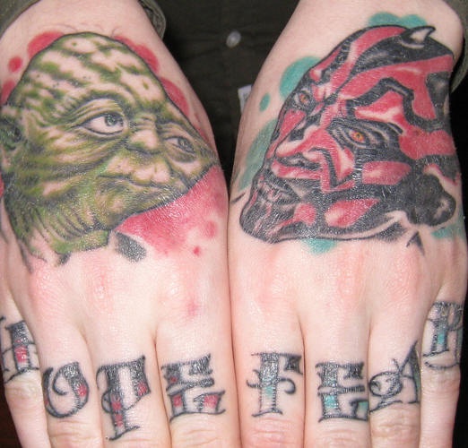 手部彩色恐怖的星球大战纹身图案
