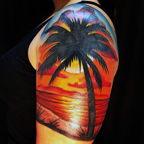 大臂彩绘浪漫海洋日落与棕榈树纹身图案