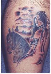 腿部棕色裸体印度女孩纹身图片
