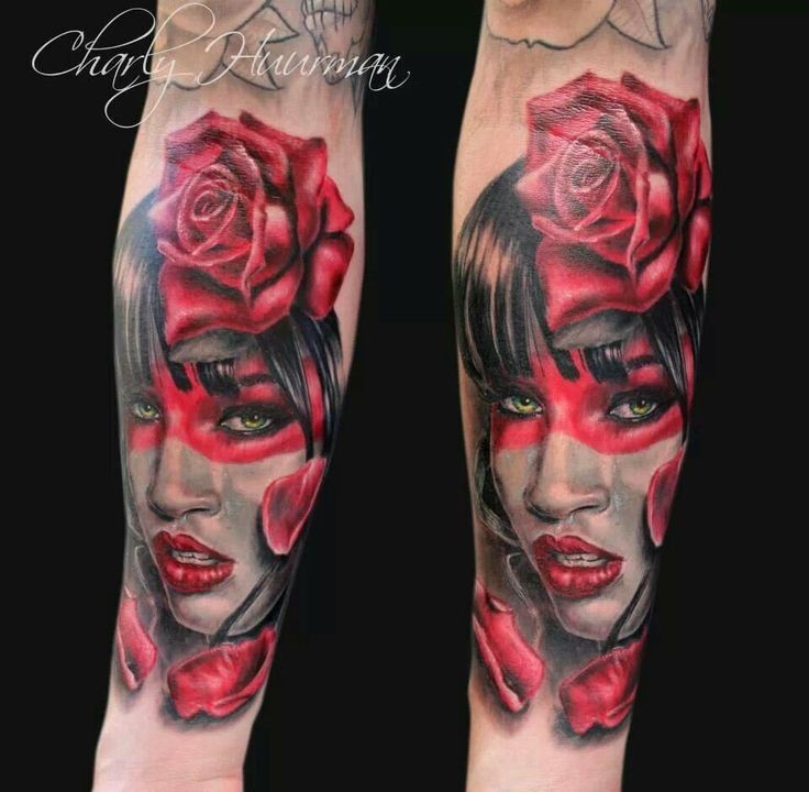 手臂彩色玫瑰与性感女人肖像纹身图片