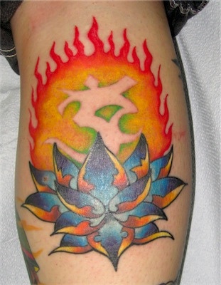 印度教莲花火焰彩色纹身图案