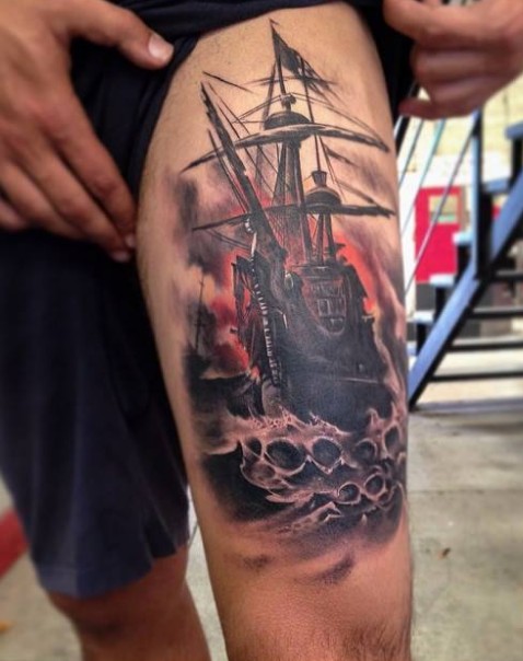 大腿海面的帆船纹身图案