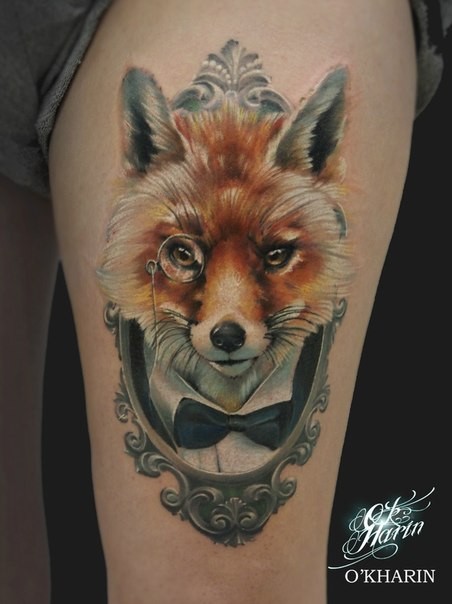 腿部彩色逼真的狐狸肖像纹身图案