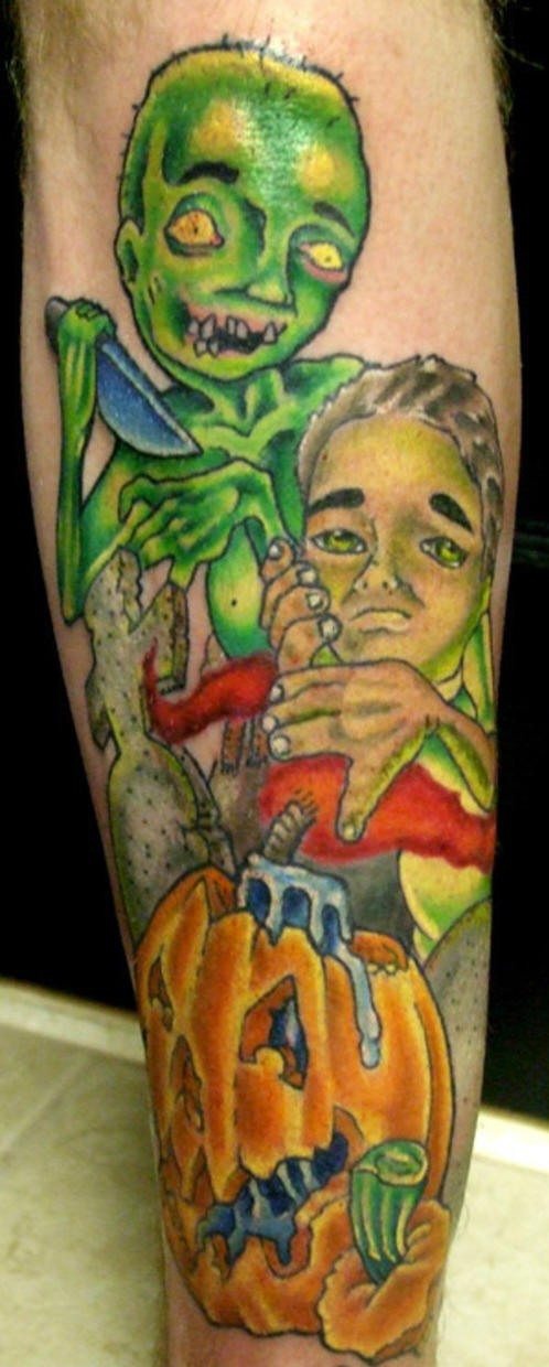 腿部彩色绿色的僵尸纹身图案