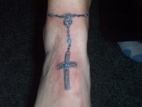 脚踝脚链十字架纹身图案