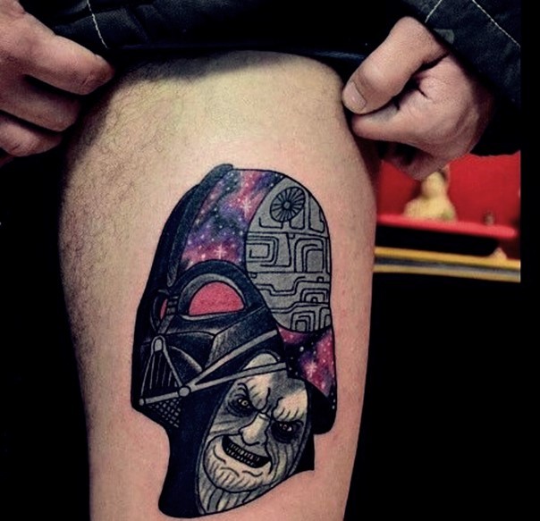 大腿武士头盔与死神脸纹身图案