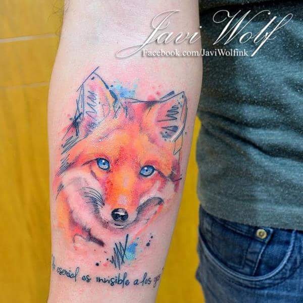 手臂水彩风格中等大小的狐狸字母纹身图案