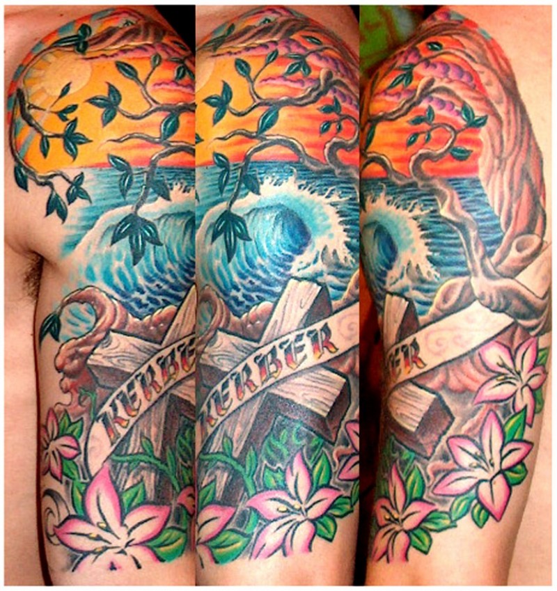 手臂海景树和花朵十字架彩色纹身图案