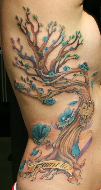 彩绘开花的族谱树个性纹身图案