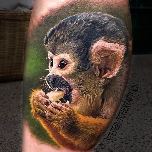 腿部逼真的现实主义风格滑稽猴纹身