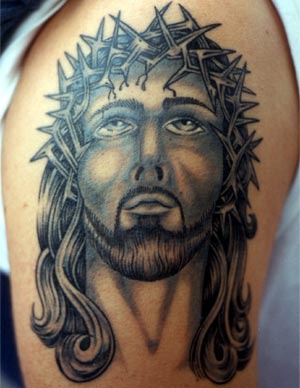 耶稣和荆棘之冠纹身图案