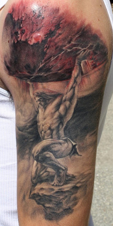大臂有力量的巨人纹身图案