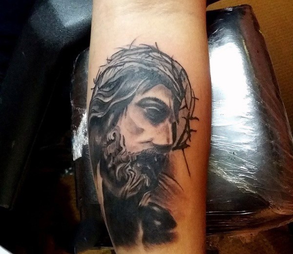 思考的耶稣和荆棘冠宗教纹身图案