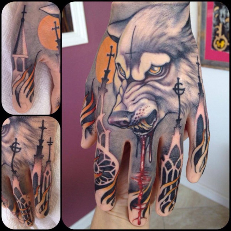 手背彩色血腥恶魔狼纹身纹身图案