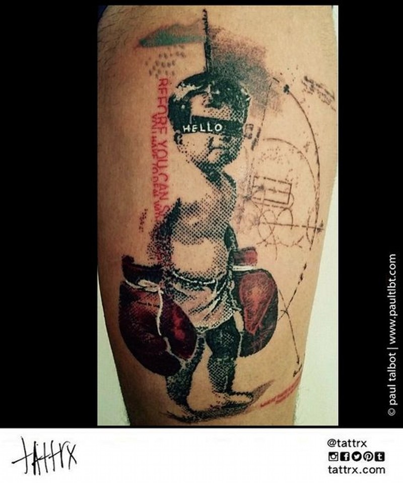 腿部彩色的小男孩拳击手纹身图案
