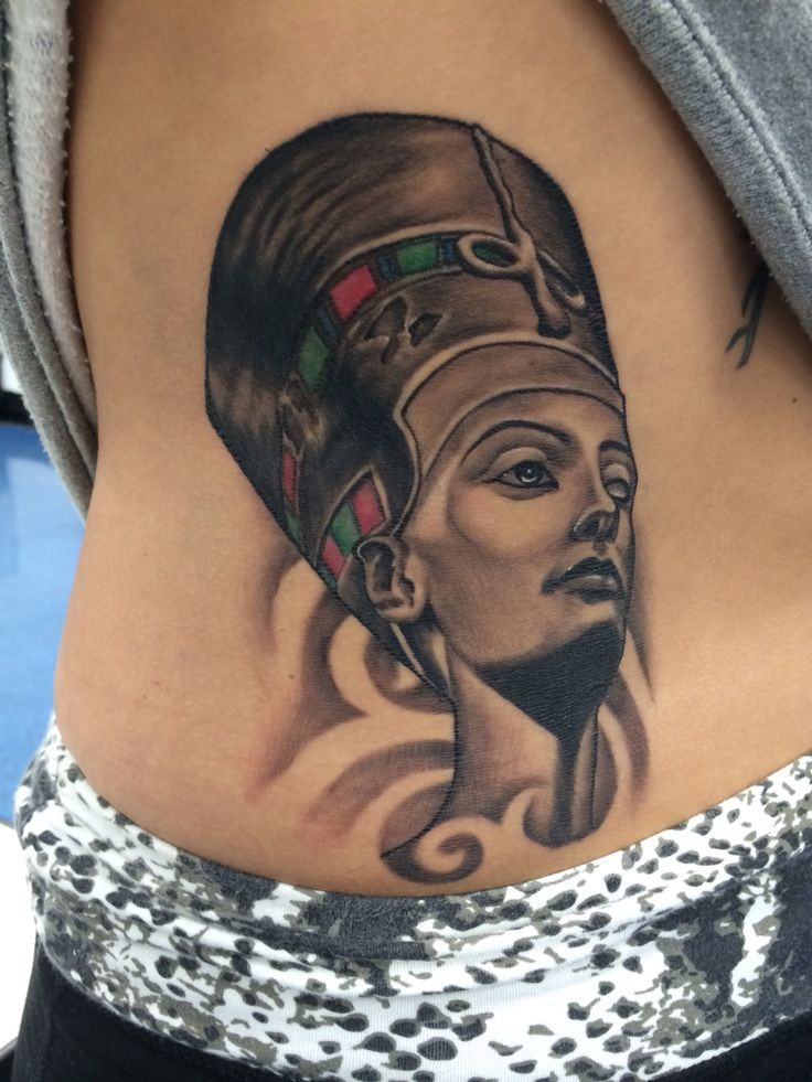腰部埃及女性肖像彩色纹身图案