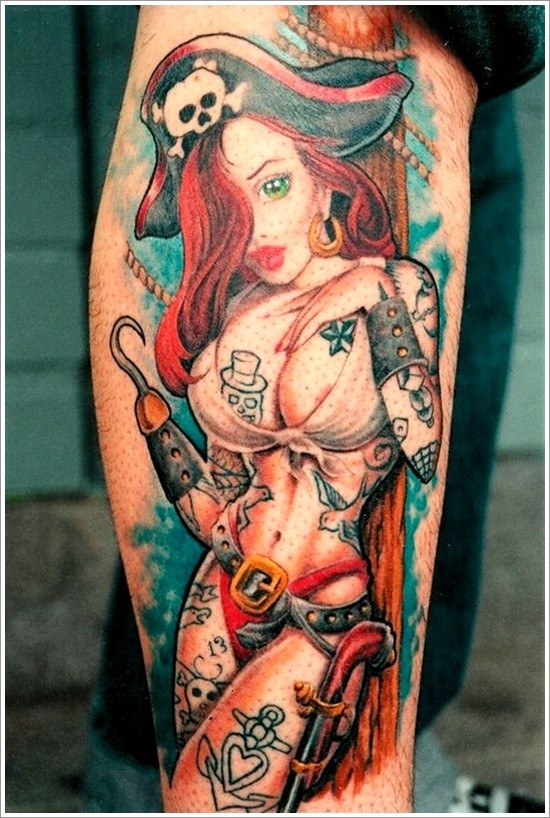 腿部彩色性感辣妹海盗纹身图案