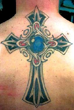 十字架宝石纹身图案