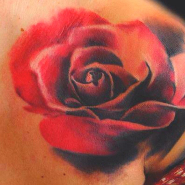 优雅多彩的玫瑰纹身图案