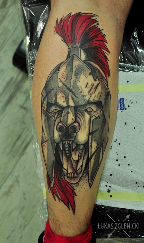 可怕的斯巴达头盔恶狗纹身图案