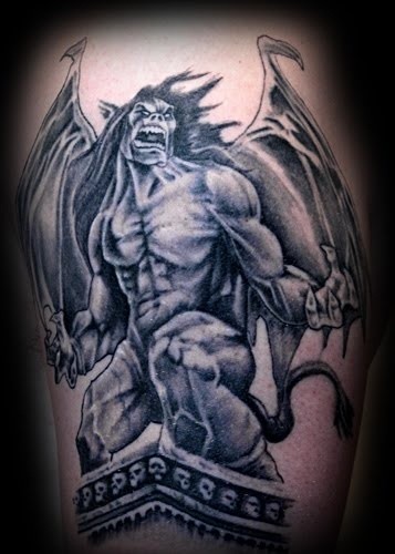 可怕的邪恶怪兽纹身图案