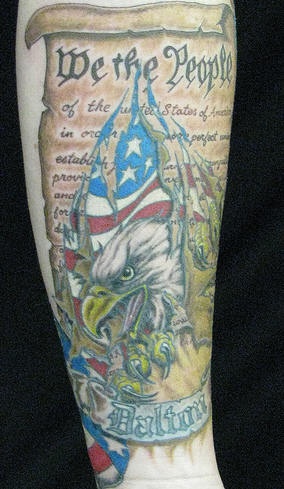 美国宪法和鹰纹身图案