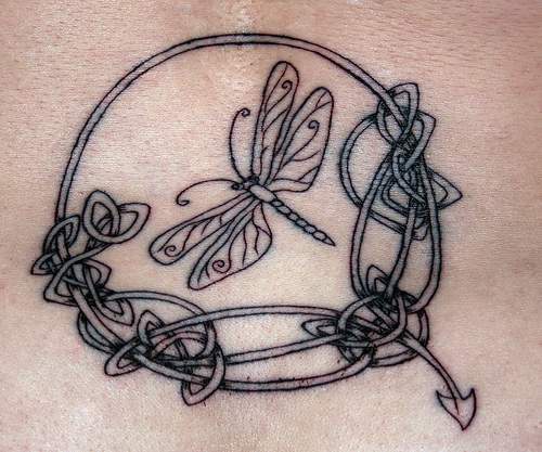 蜻蜓绳结个性纹身图案