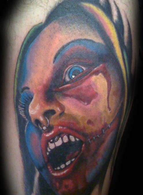 恐怖的女性僵尸脸部纹身图案