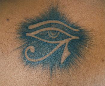 荷鲁斯之睛纹身图案