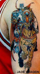 手臂丰富多彩的维京战士和马纹身图案