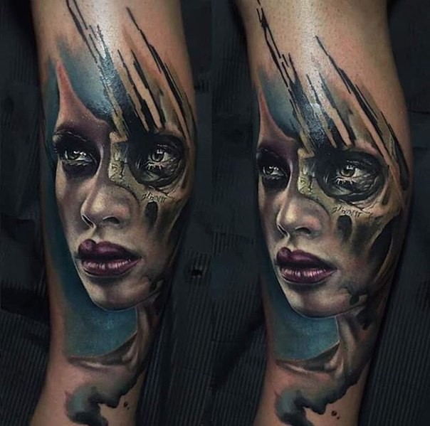 手臂彩色现实主义风格的女人头骨纹身